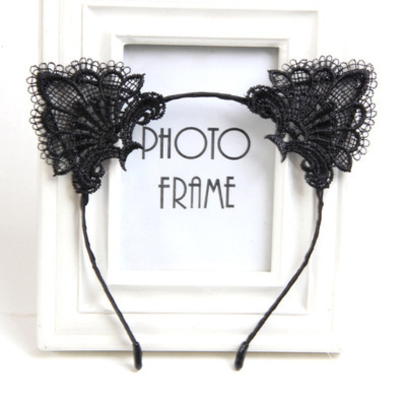black lace cat ears headband - Picture 3 of 7